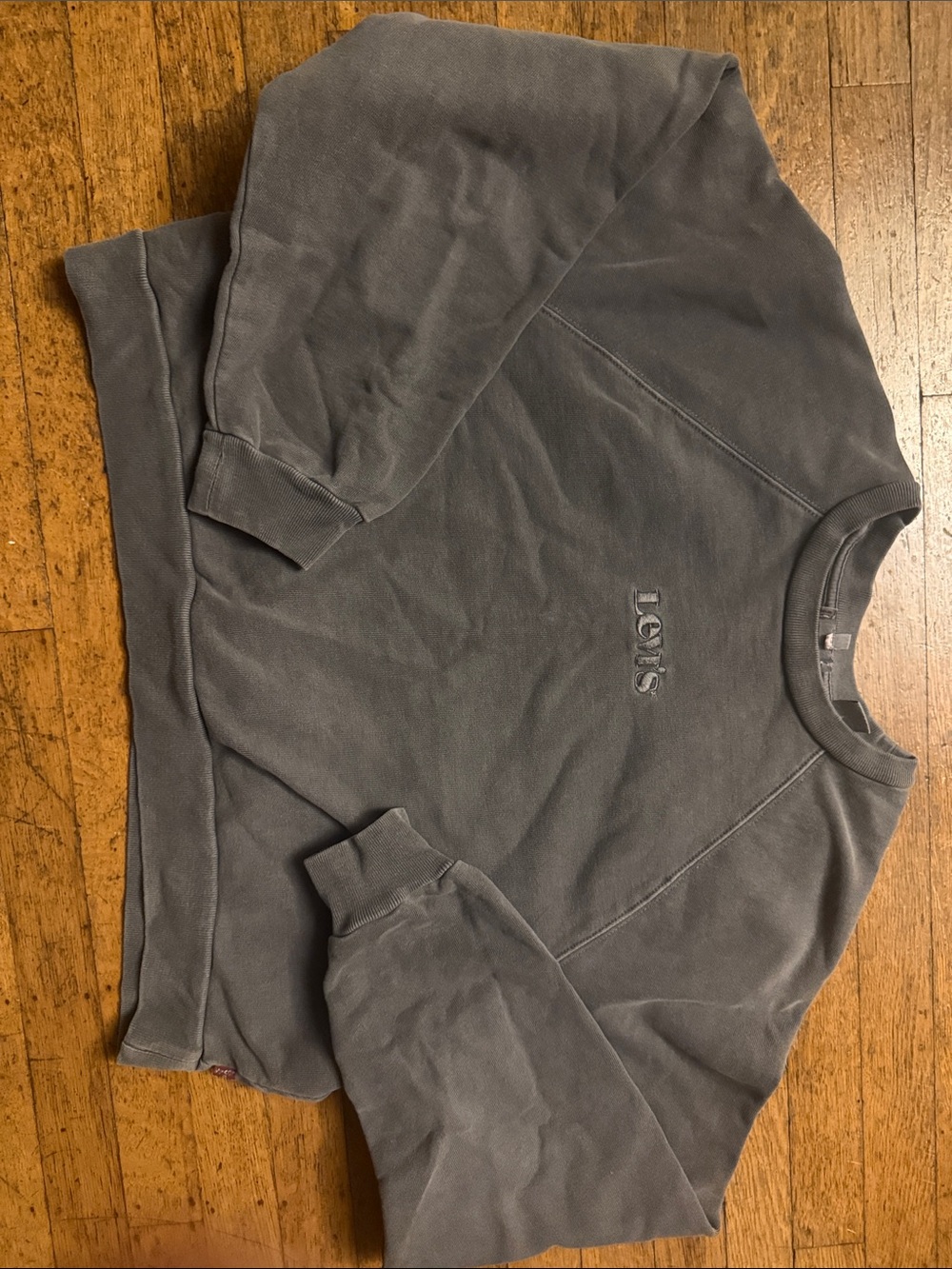 Levi's cropped Charcoal Grey Embroidered Crewneck Sweatshirt